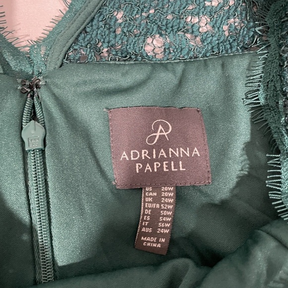 NEW Adrianna Papell [ Plus Size‎ 20W ] Ribbon-Belt Lace Gown in Forest - Picture 4 of 12